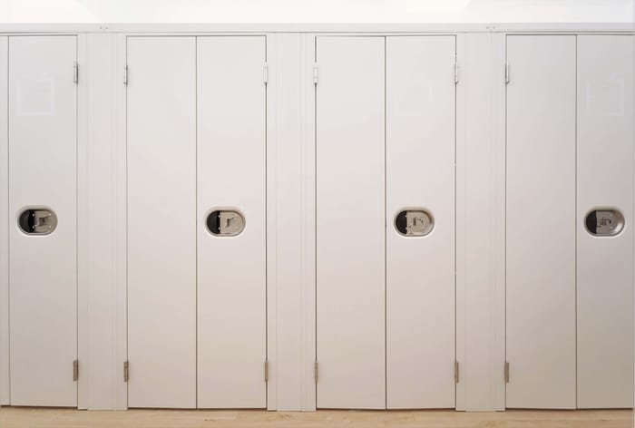 北角迷你倉倉門 北角迷你倉倉門